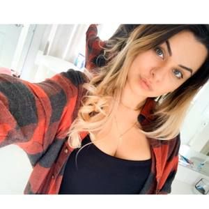 Meet your Posher, Sabina